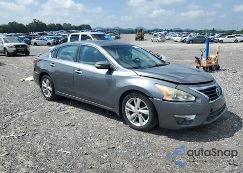 2015 Nissan Altima 2.5 from USA, damaged, VIN 1N4AL3AP7FC144358